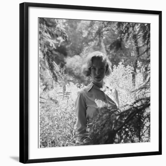 Marilyn Monroe in California-Ed Clark-Framed Photographic Print