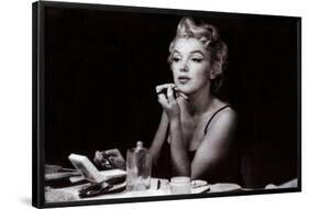 Marilyn Monroe (in the mirror)-null-Framed Poster