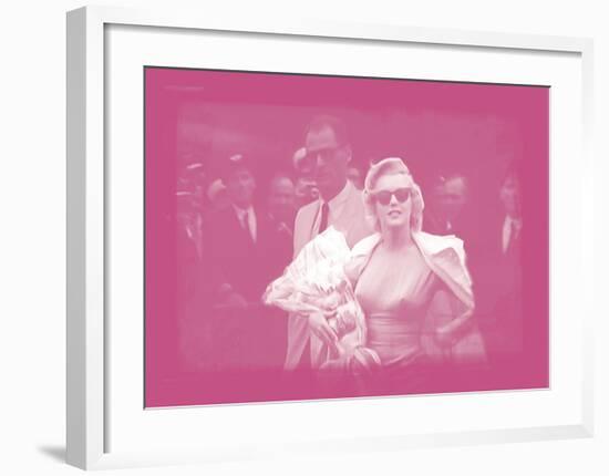 Marilyn Monroe IX In Colour-British Pathe-Framed Giclee Print