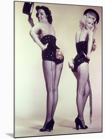 Marilyn Monroe, Jane Russell "Gentlemen Prefer Blondes" 1953, Directed by Howard Hawks-null-Mounted Photographic Print