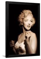 Marilyn Monroe- Quiet Moment In The Spotlight-null-Framed Poster