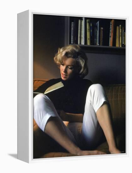 Marilyn Monroe Reading at Home-Alfred Eisenstaedt-Framed Stretched Canvas