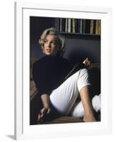 Marilyn Monroe Relaxing at Home-Alfred Eisenstaedt-Framed Premium Photographic Print