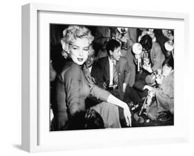 Marilyn Monroe Surronded by Photographers C. 1955-null-Framed Photo