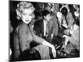 Marilyn Monroe Surronded by Photographers C. 1955-null-Mounted Photo