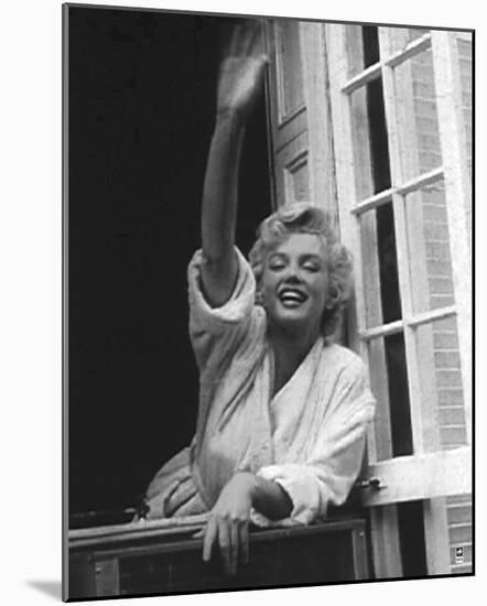 Marilyn Monroe V-British Pathe-Mounted Art Print