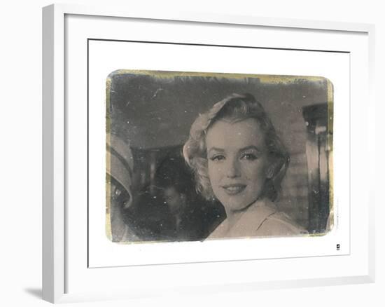 Marilyn Monroe X-British Pathe-Framed Giclee Print