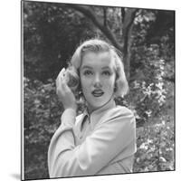 Marilyn Monroe-Ed Clark-Mounted Premium Photographic Print