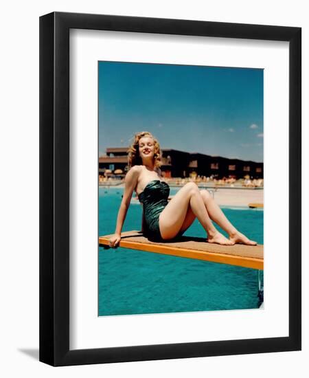 Marilyn Monroe-null-Framed Premium Giclee Print