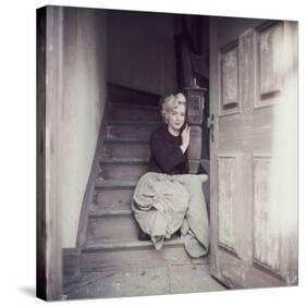 Marilyn Sitting On-null-Stretched Canvas