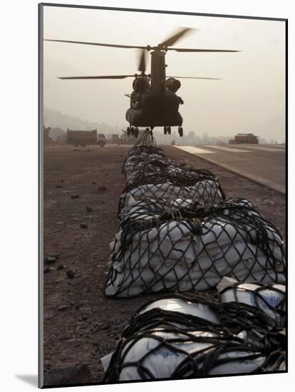 Marine Specialists Attach Sling Loads to the Body of an Army CH-47 Chinook Cargo Helicopter-Stocktrek Images-Mounted Photographic Print