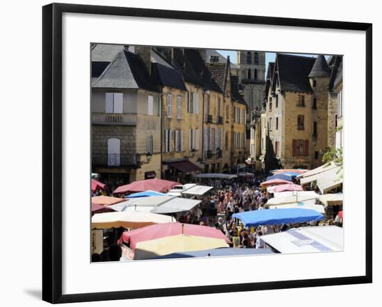 Market Day in Place De La Liberte, Sarlat, Dordogne, France, Europe-Peter Richardson-Framed Photographic Print