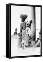 Market in Tehuantepec, Mexico, 1929-Tina Modotti-Framed Stretched Canvas