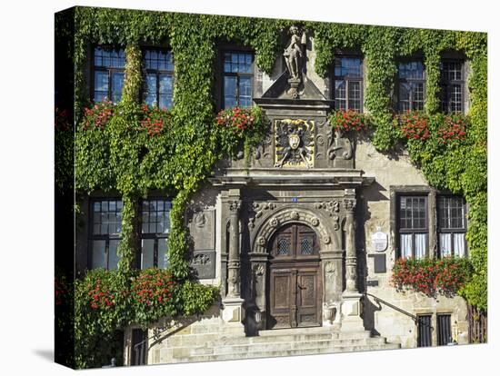 Market Square, Quedlinburg, UNESCO World Heritage Site, Harz, Saxony-Anhalt, Germany-Gavin Hellier-Stretched Canvas