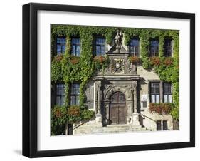 Market Square, Quedlinburg, UNESCO World Heritage Site, Harz, Saxony-Anhalt, Germany-Gavin Hellier-Framed Photographic Print