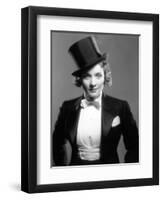 Marlene Dietrich, 1930-null-Framed Premium Photographic Print