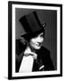 Marlene Dietrich, 1930-null-Framed Photographic Print