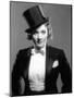 Marlene Dietrich, 1930-null-Mounted Photographic Print