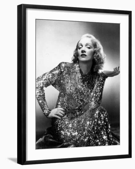 Marlene Dietrich, 1948-null-Framed Photographic Print