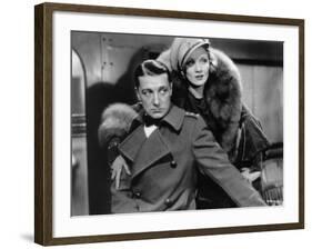 Marlène Dietrich and Clive Brook: Shanghai Express, 1932-null-Framed Photographic Print