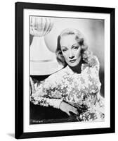 Marlene Dietrich-null-Framed Photo