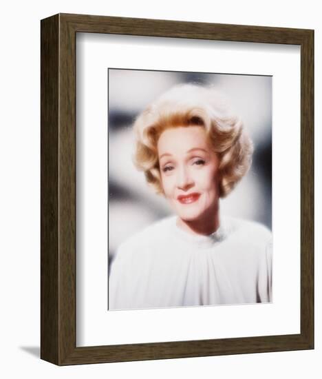 Marlene Dietrich-null-Framed Photo