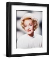 Marlene Dietrich-null-Framed Photo