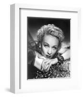 Marlene Dietrich-null-Framed Photo