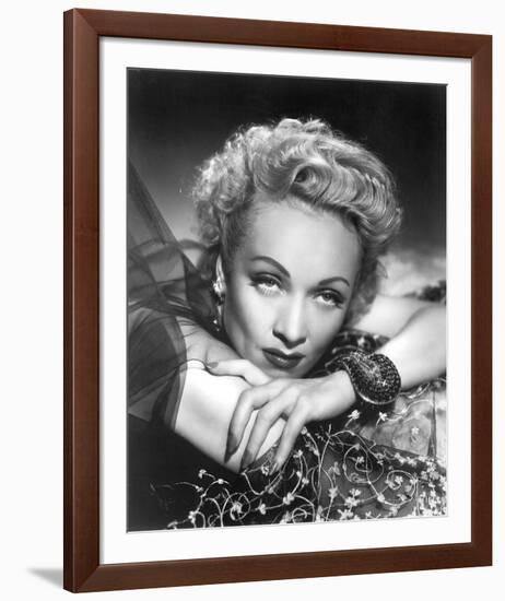 Marlene Dietrich-null-Framed Photo