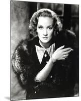 Marlene Dietrich-null-Mounted Photo