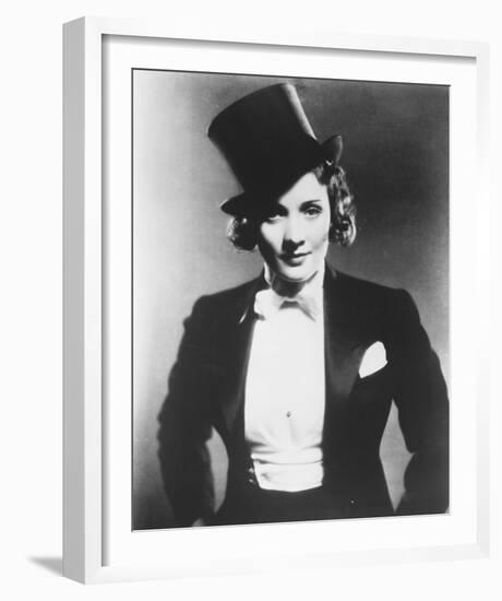 Marlene Dietrich-null-Framed Photo