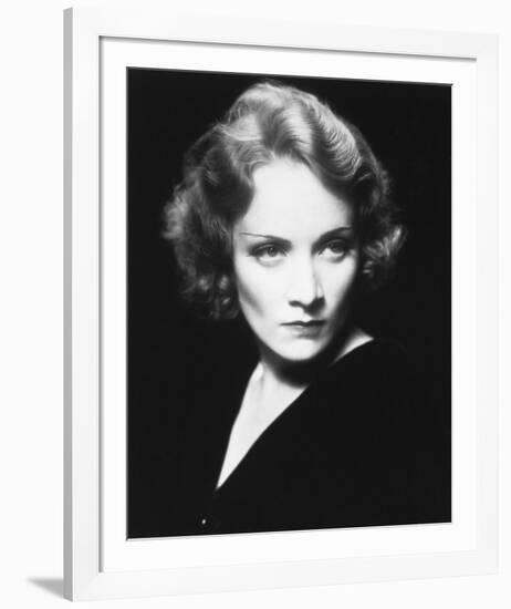 Marlene Dietrich-null-Framed Photo