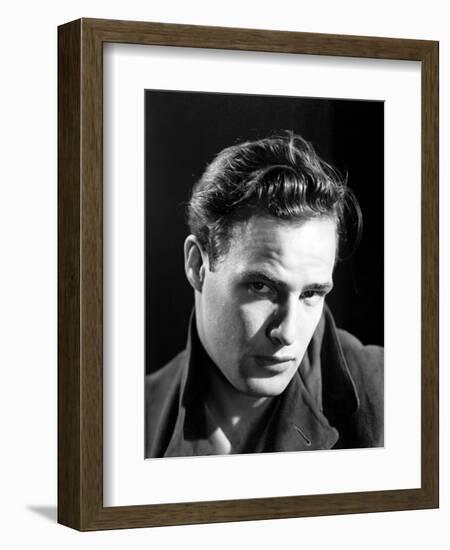 Marlon Brando, 1954-null-Framed Photographic Print