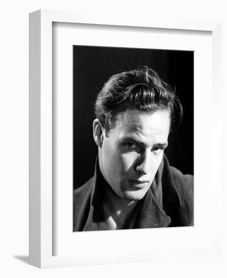 Marlon Brando, 1954-null-Framed Photographic Print