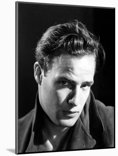 Marlon Brando, 1954-null-Mounted Photographic Print