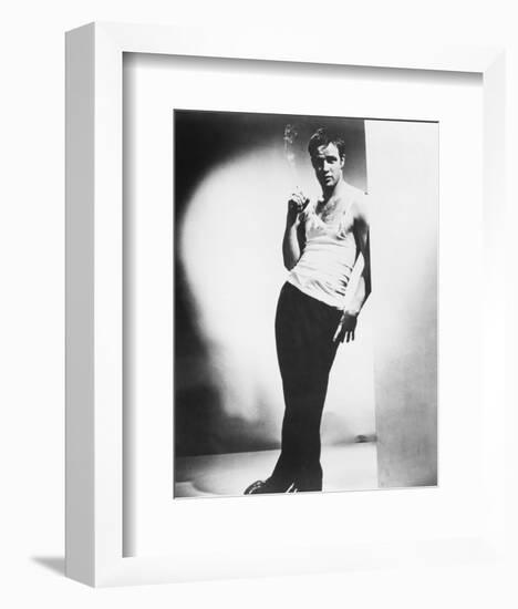 Marlon Brando-null-Framed Photo