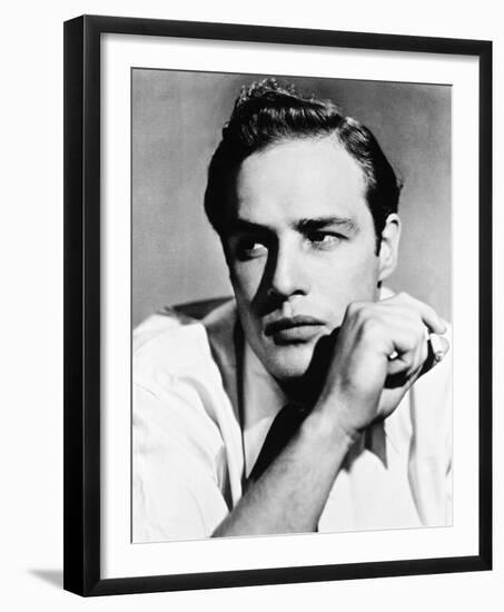 Marlon Brando-null-Framed Photo