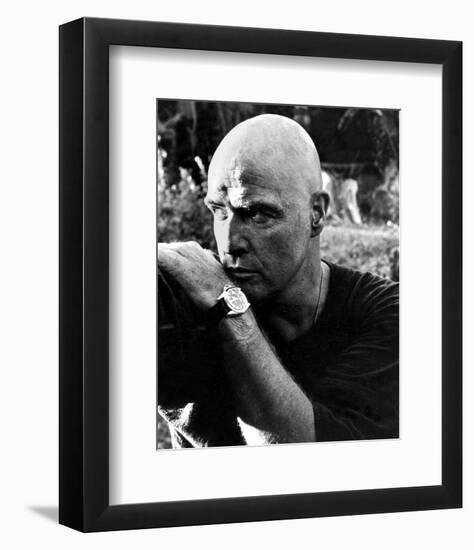 Marlon Brando-null-Framed Photo