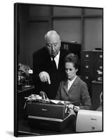 MARNIE, 1964 directed by ALFRED HITCHCOCK On the set, Alfred Hitchcock and Tippi Hedren (b/w photo)-null-Framed Photo