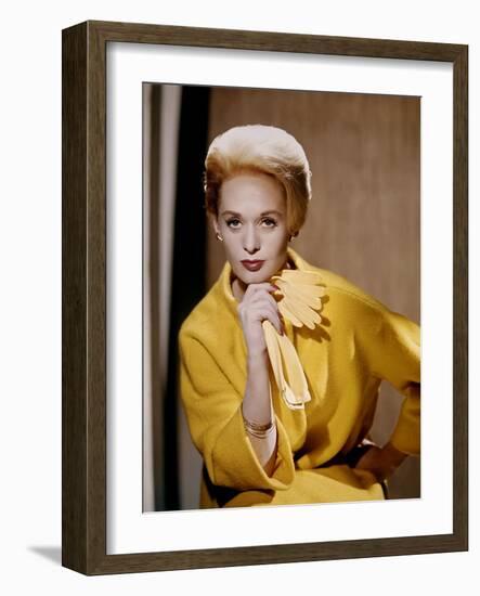 "MARNIE" by AlfredHitchcock with Tippi Hedren, 1964 (photo)-null-Framed Photo