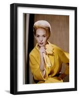 "MARNIE" by AlfredHitchcock with Tippi Hedren, 1964 (photo)-null-Framed Photo