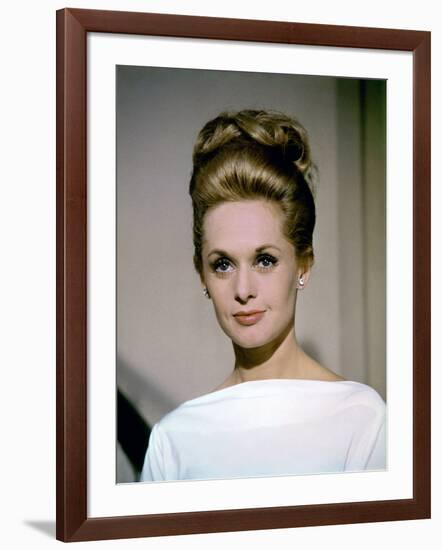 "MARNIE" by AlfredHitchcock with Tippi Hedren, 1967 (photo)-null-Framed Photo