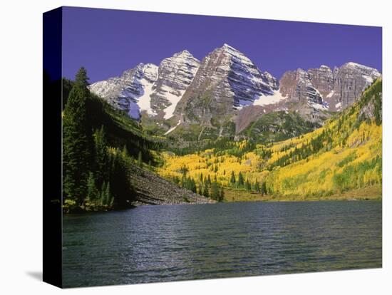Maroon Lake and Autumn Foliage, Maroon Bells, CO-David Carriere-Stretched Canvas