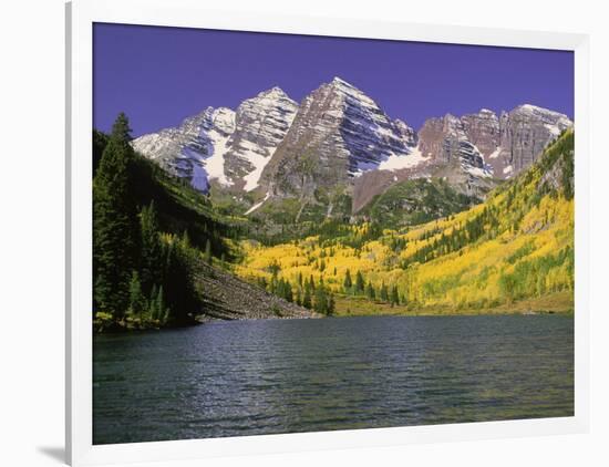 Maroon Lake and Autumn Foliage, Maroon Bells, CO-David Carriere-Framed Photographic Print