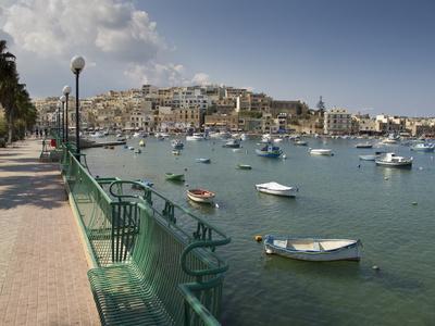 https://imgc.allpostersimages.com/img/posters/marsaskala-malta-mediterranean-europe_u-L-PSLXJG0.jpg?artPerspective=n