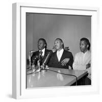 Martin Luther King Jr Montgomery 1961-null-Framed Photographic Print