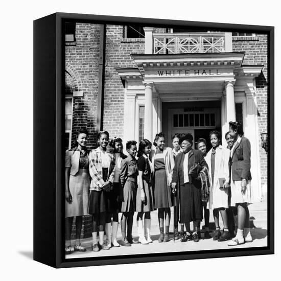 Mary Mcleod Bethune, Civil Rights Activist-Science Source-Framed Stretched Canvas