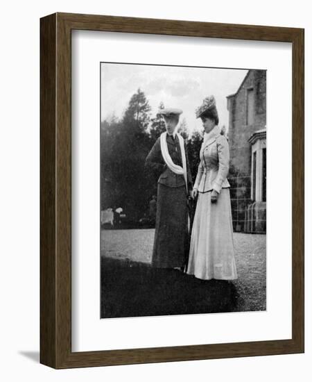 Mary of Teck (1867-195), Princess of Wales, with the Duchesse D'Aosta, 1908-null-Framed Giclee Print