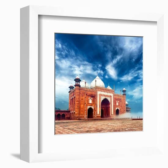 Masjid Mosque-Taj Mahal India-null-Framed Premium Giclee Print