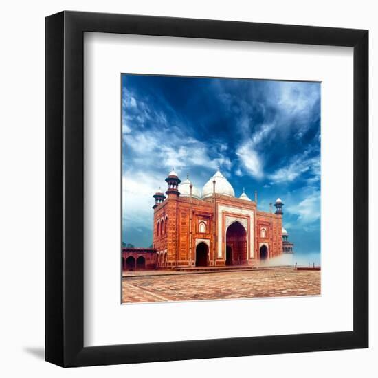 Masjid Mosque-Taj Mahal India-null-Framed Art Print